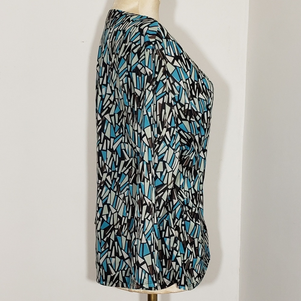 Elementz geometric print faux wrap top size Large - Picture 4 of 8
